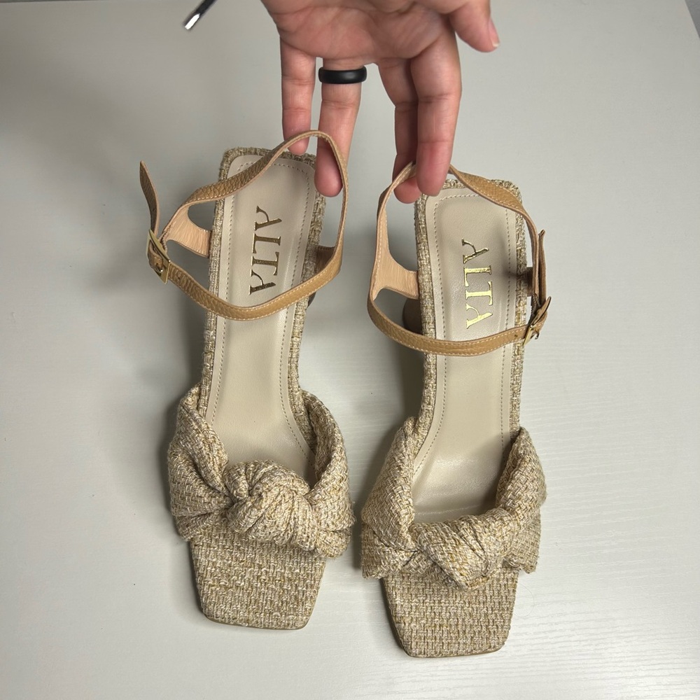ALTA Alessia Natural Heel sandals